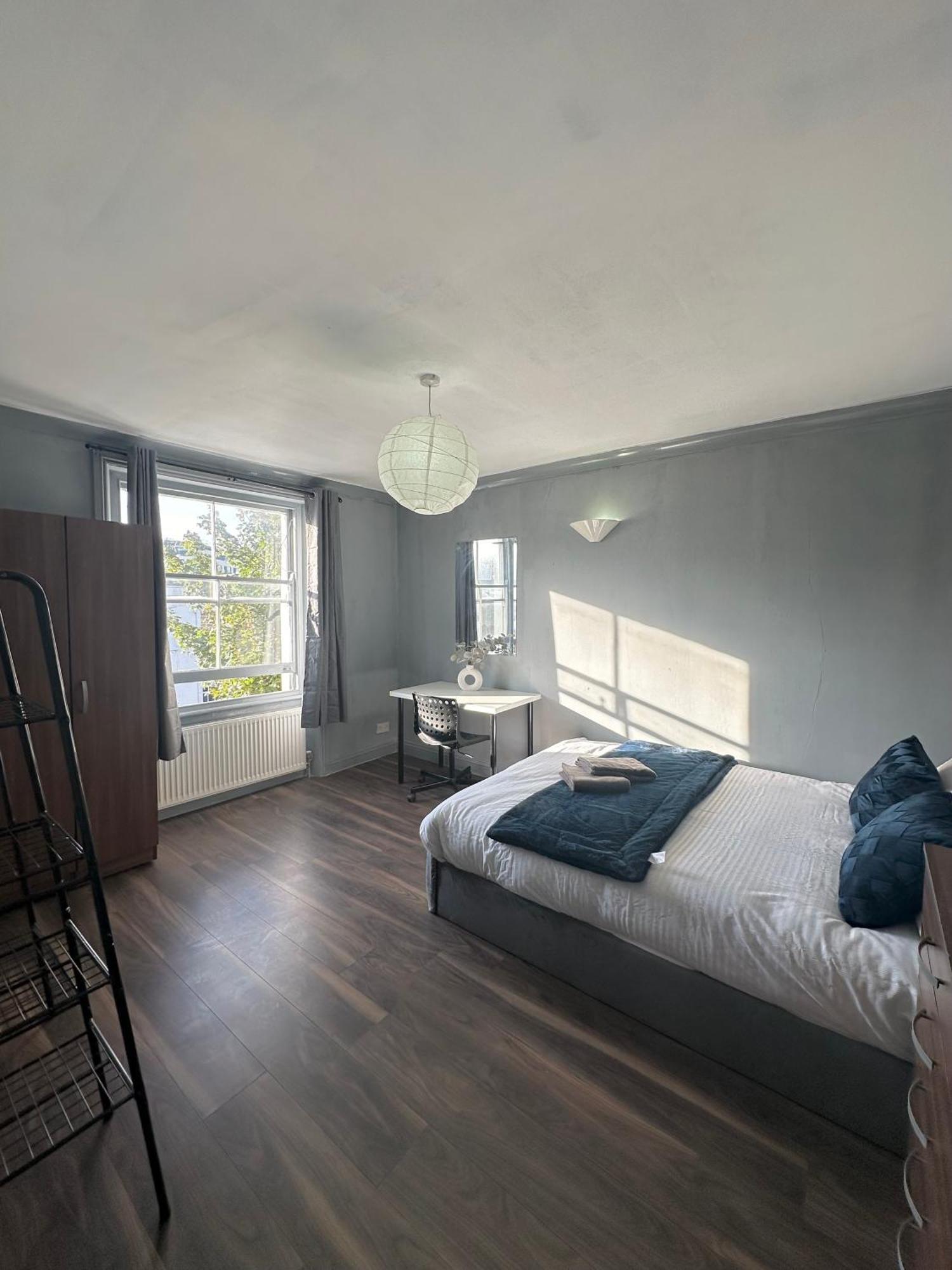 Luxury Room In A 4 Bedroom Flat! 4 Minutes Walk To Kingscross, St Pancras Londres Exterior foto