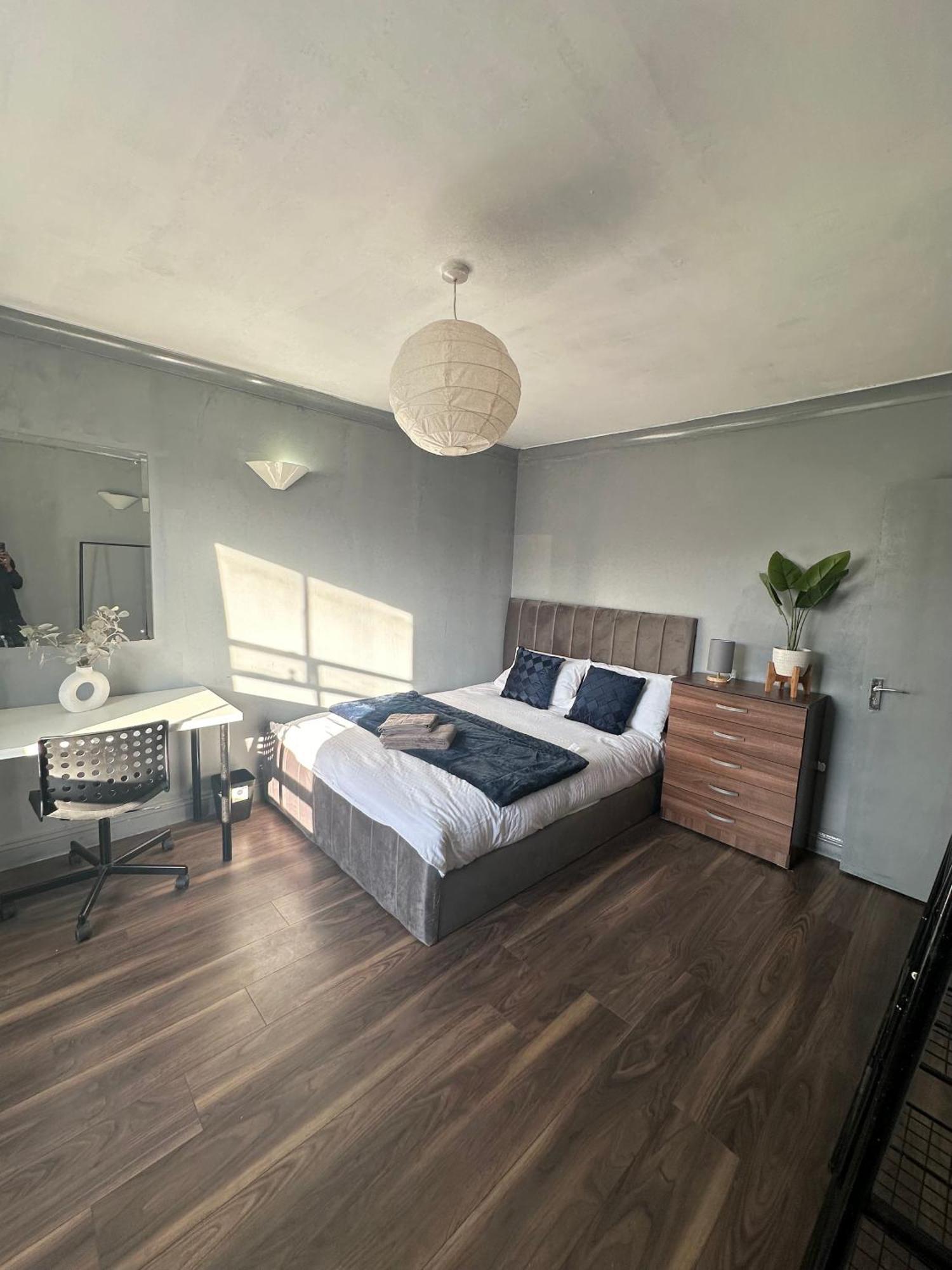 Luxury Room In A 4 Bedroom Flat! 4 Minutes Walk To Kingscross, St Pancras Londres Exterior foto
