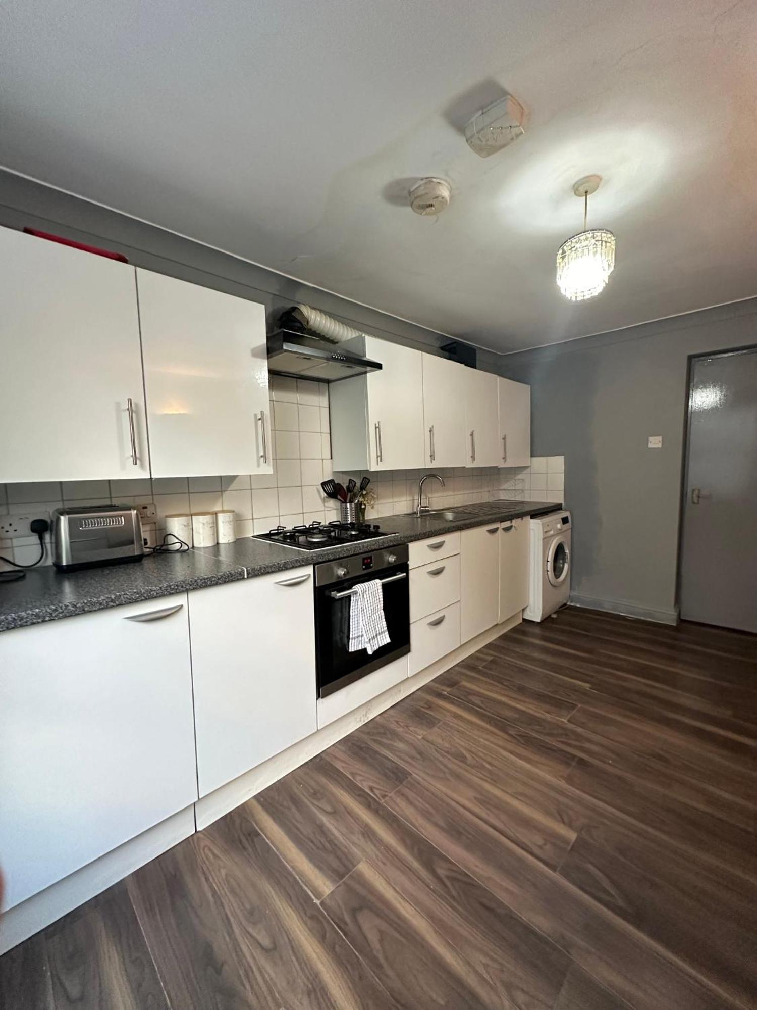 Luxury Room In A 4 Bedroom Flat! 4 Minutes Walk To Kingscross, St Pancras Londres Exterior foto